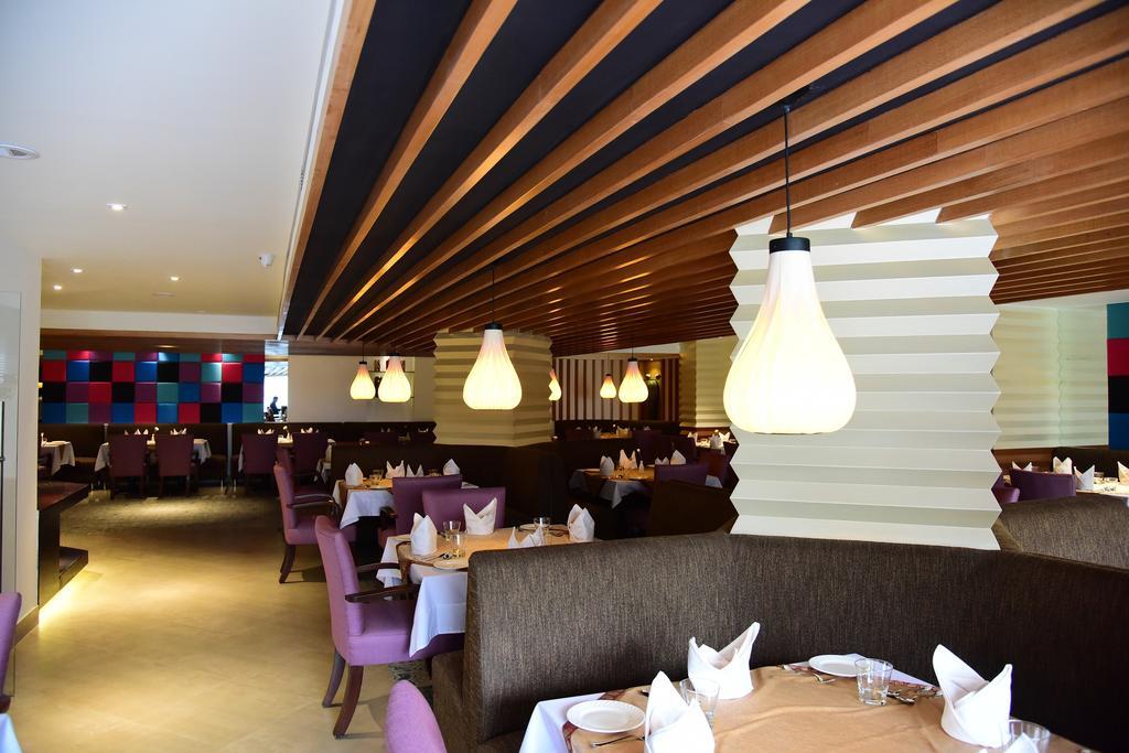 The Royal Comfort Bangalore Exterior photo
